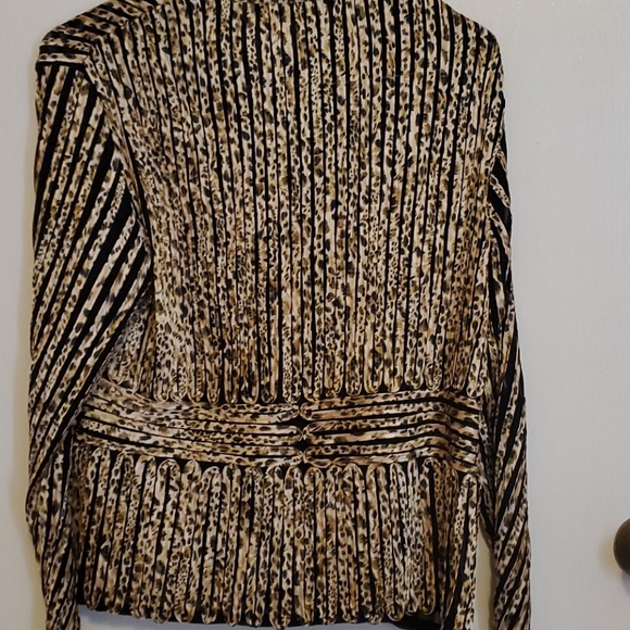 Jacket - Picture 3 of 4